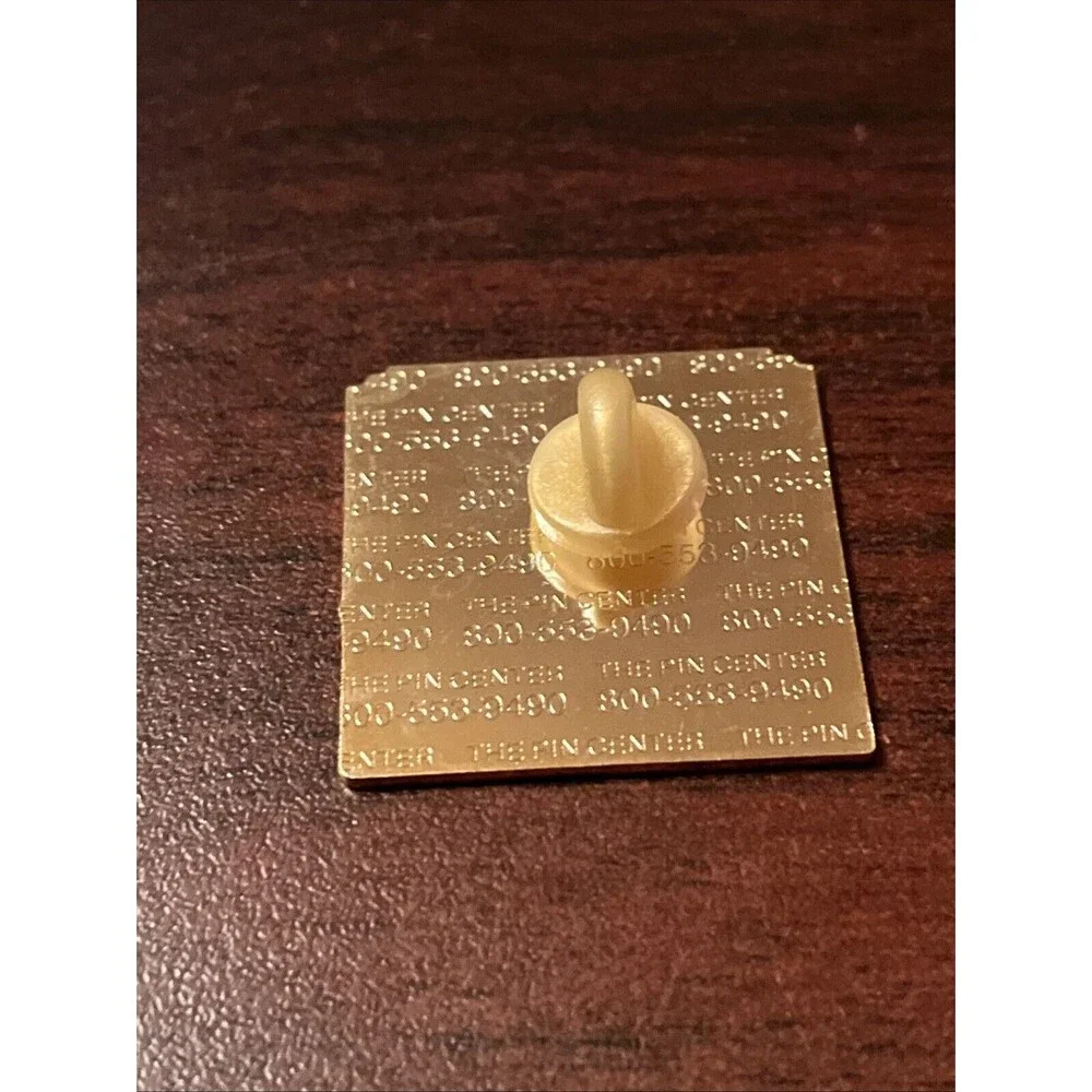 Outback Steakhouse 50 States New Mexico Chili Peppers‎ Lapel Hat Pin